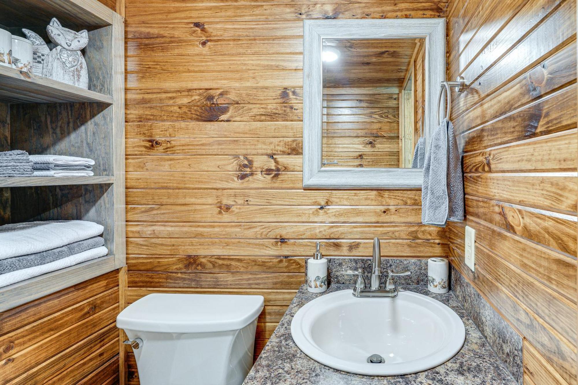 Couples Cabin In Broken Bow About 5 Mi To Downtown! Extérieur photo